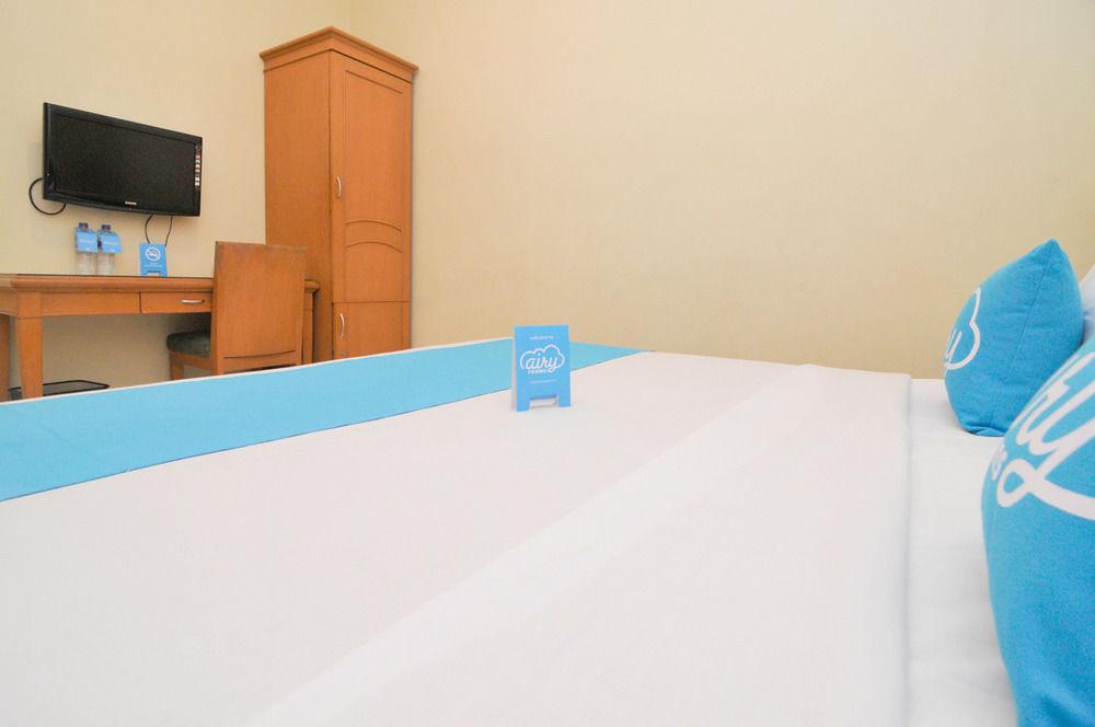 Hotel Maricaya Makassar Extérieur photo