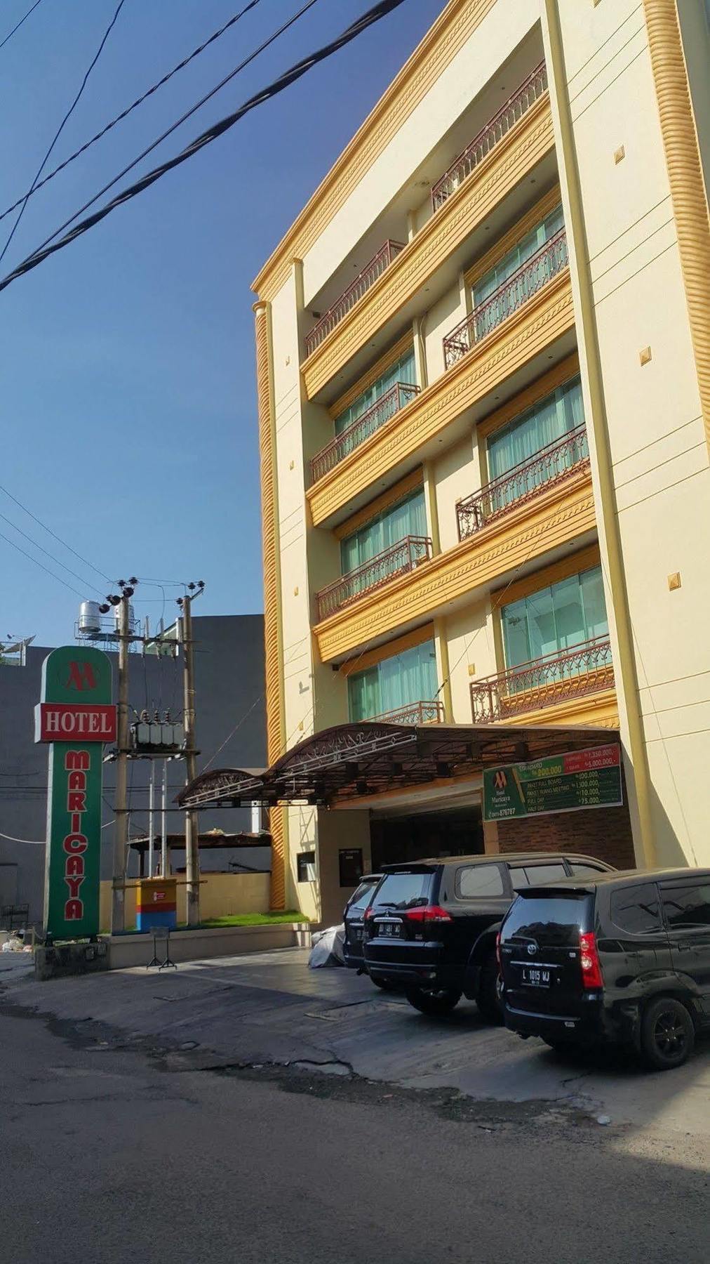 Hotel Maricaya Makassar Extérieur photo