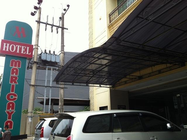 Hotel Maricaya Makassar Extérieur photo